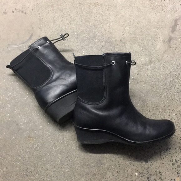 Black Booties TARYN ROSE - Picture 2 of 12